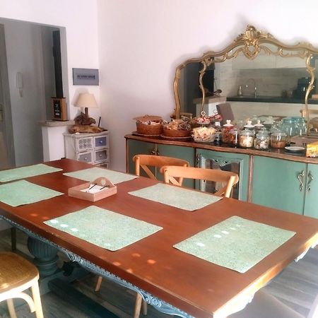 Nivalu' Guest House أولبيا المظهر الخارجي الصورة